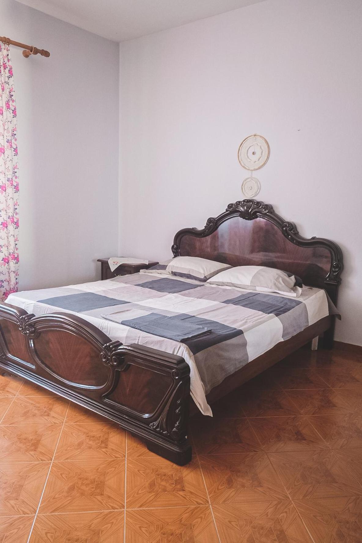Apartments Mehmeti فلورا الغرفة الصورة